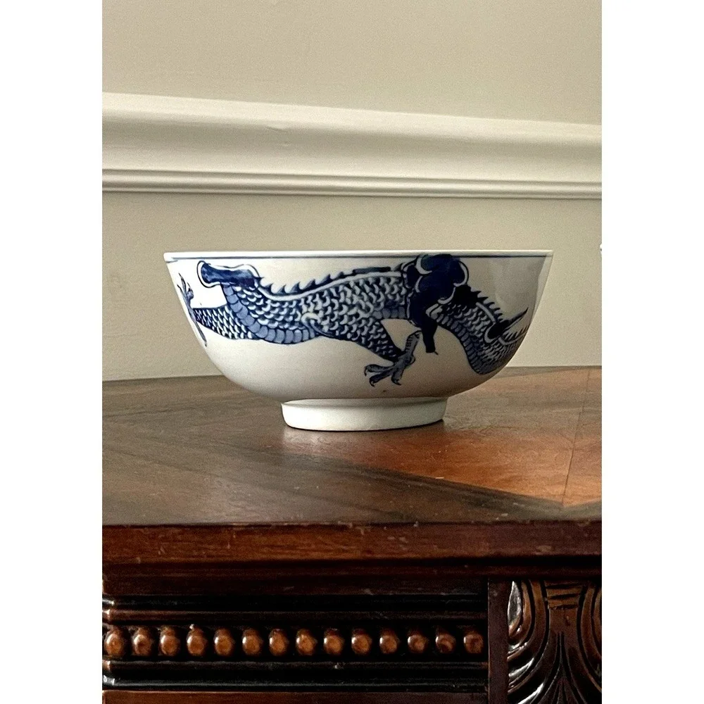 Vtg Chinese Blue & White Porcelain Dragon Bowl w/ Bottom Markings